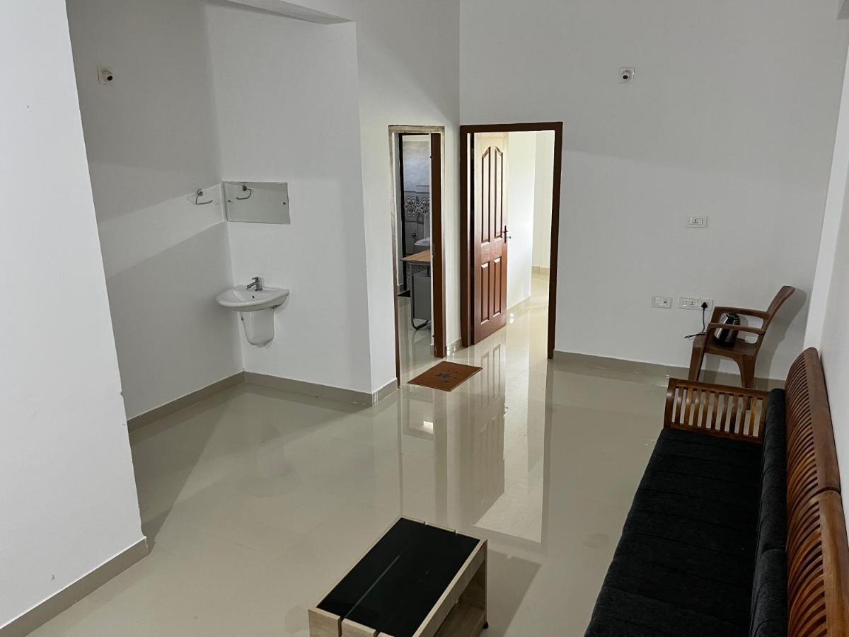Wayanad Biriyomz Residency, Kalpatta, Low Cost Rooms And Deluxe Apartment Buitenkant foto