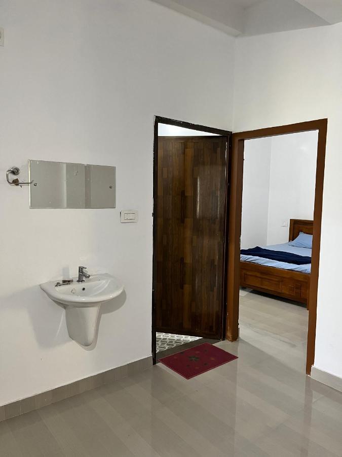 Wayanad Biriyomz Residency, Kalpatta, Low Cost Rooms And Deluxe Apartment Buitenkant foto