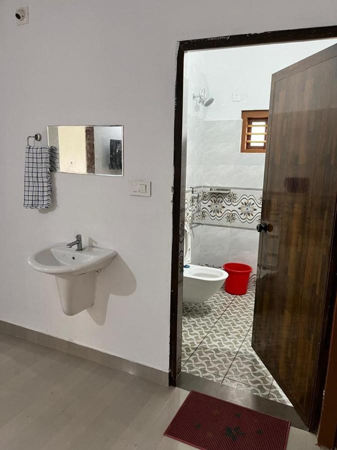 Wayanad Biriyomz Residency, Kalpatta, Low Cost Rooms And Deluxe Apartment Buitenkant foto