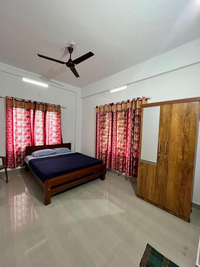 Wayanad Biriyomz Residency, Kalpatta, Low Cost Rooms And Deluxe Apartment Buitenkant foto